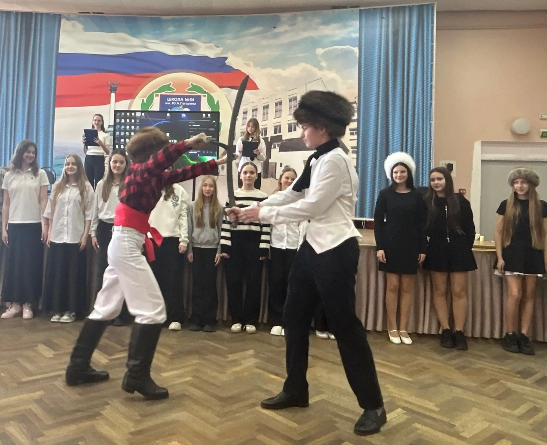 🇷🇺 Продолжаем фестиваль национальных культур «В дружбе народов — единство России»! ✨  😍 Фестиваль пл