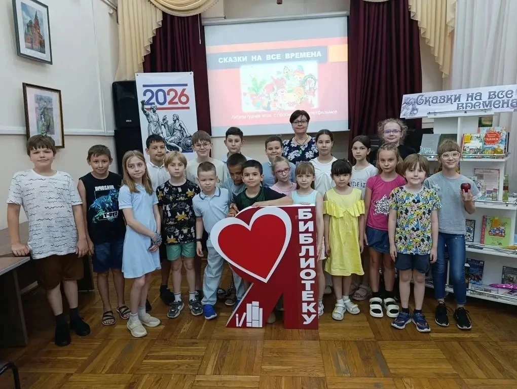 🎉Сегодня ребята 1 отряда с увлечением разрабатывали эмблему своего отряда.
А итоге получился настоя