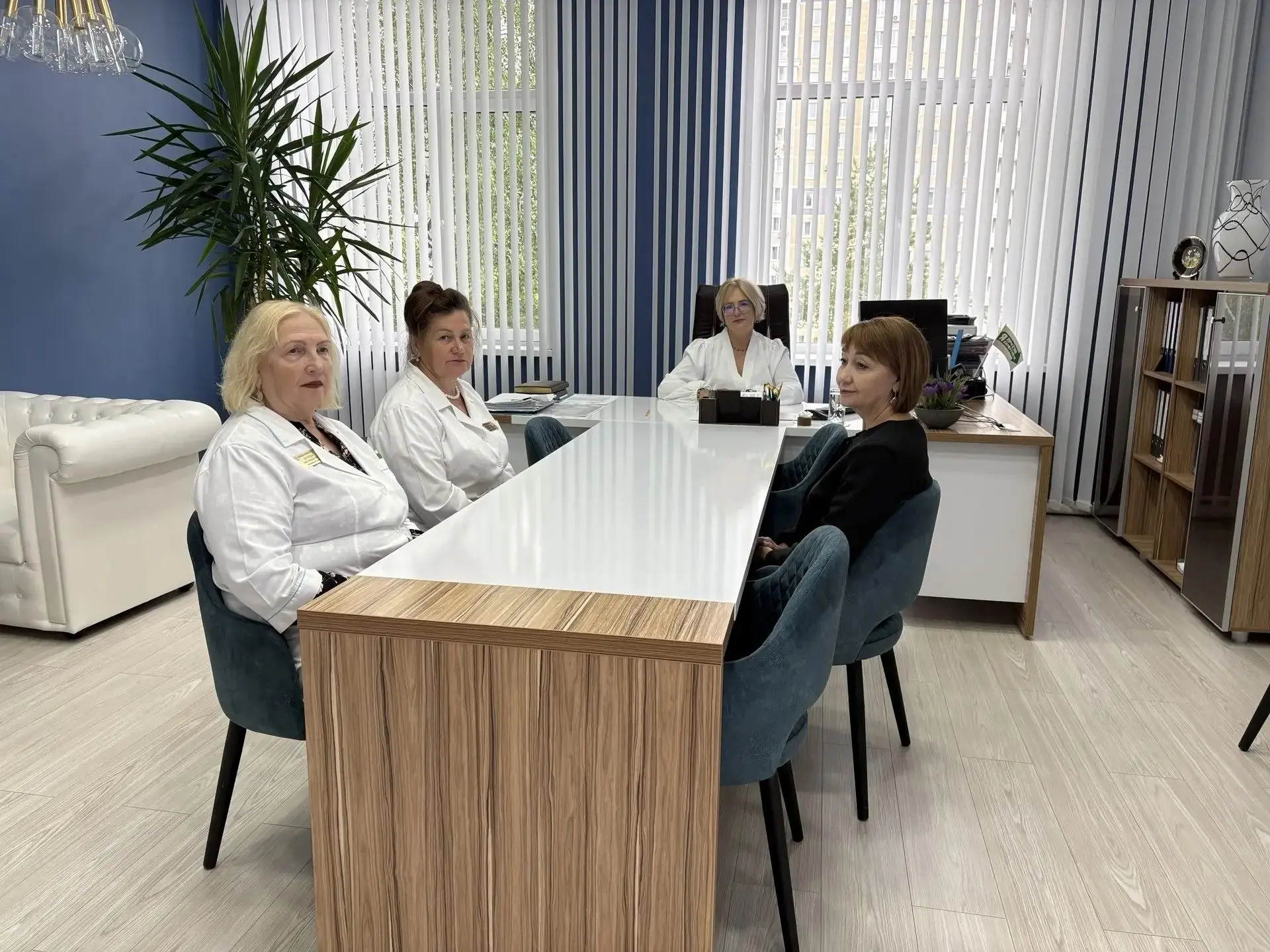 Преемственность опыта в Республиканском наркодиспансере

Основа коллектива Республиканского нарколог