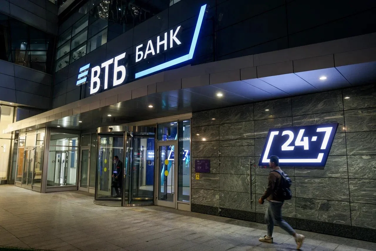 ВТБ: «нейросетевые шпаргалки» и фейковые сборы на ЕГЭ — новая волна мошенничества