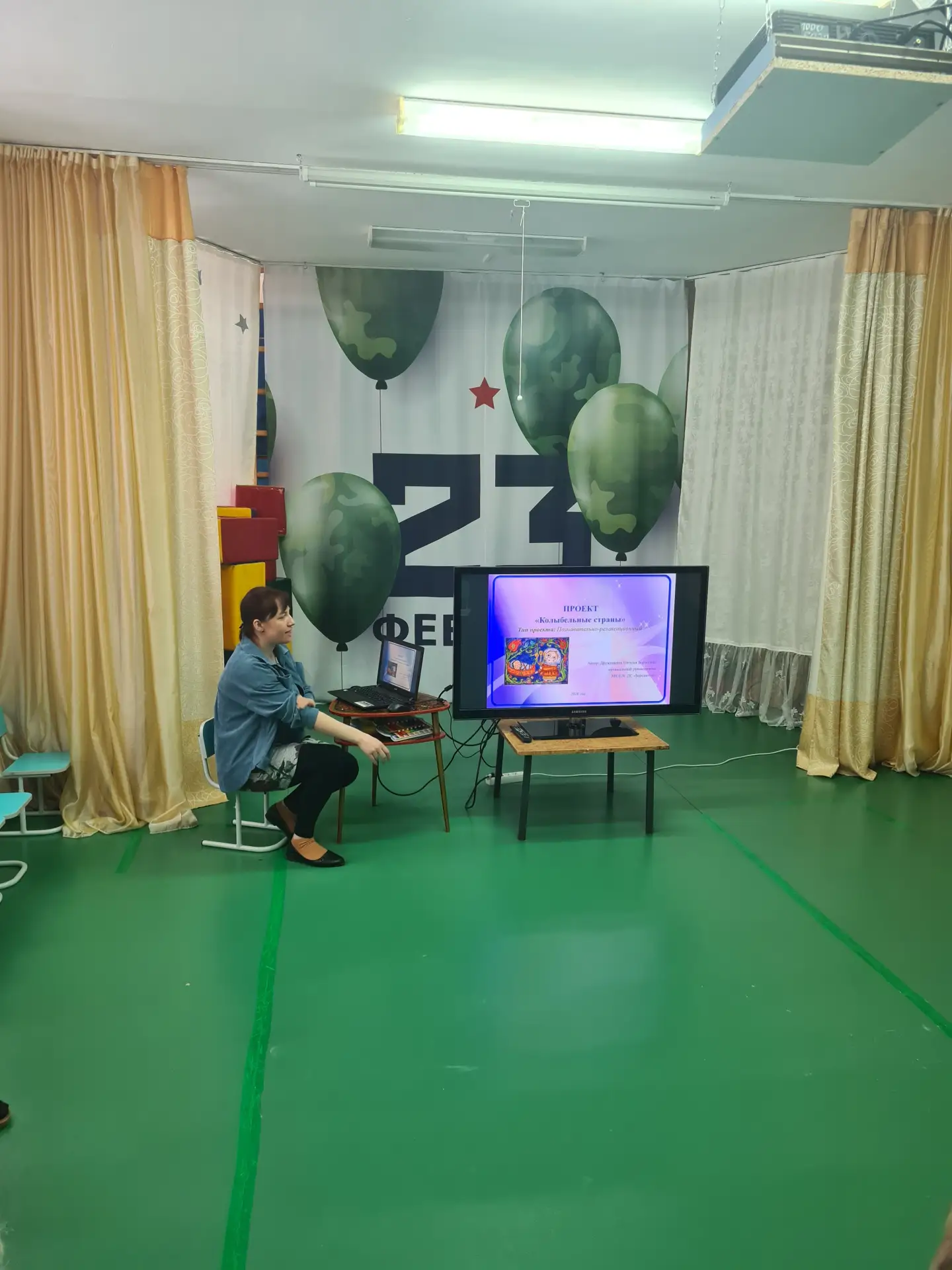 Музыкальный руководитель Дружинкина Н.Б. с проектом "Колыбельные народов России"