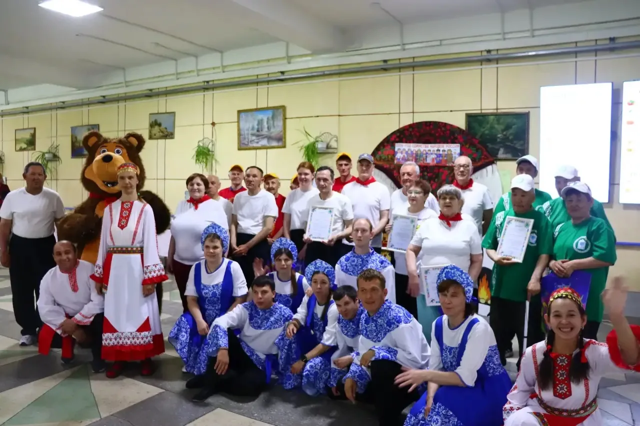 Сила в единстве, здоровье — в движении! 💪

В Ангарском доме социального обслуживания прошёл долгожд