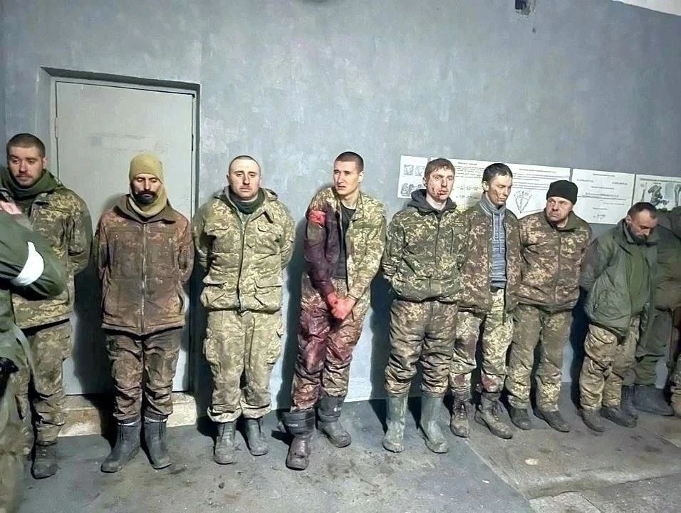 9 сентября у сдавшихся в плен украинцев изъяли телефоны на Харьковском направлении и на...