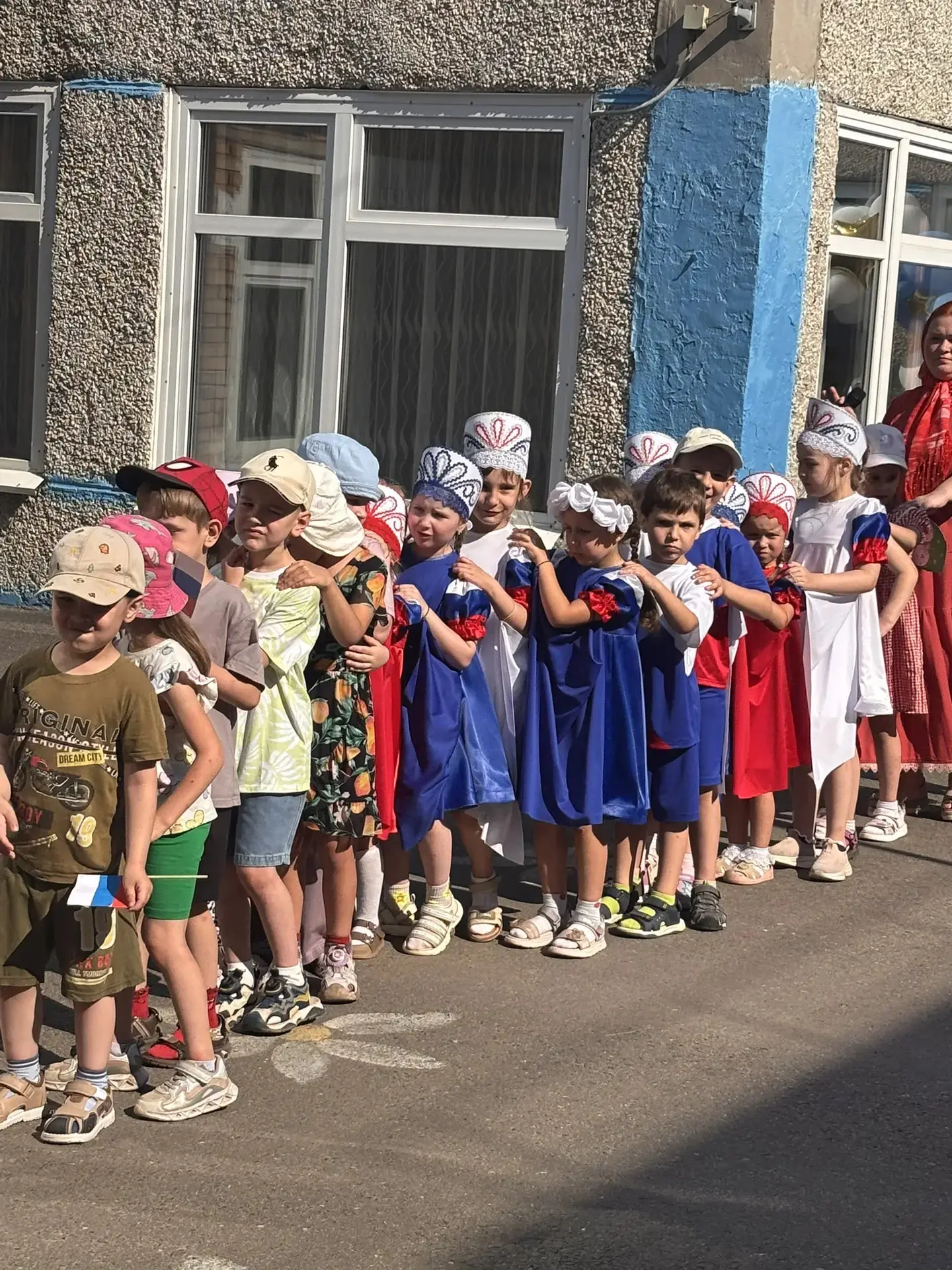 Праздник День России в нашем детском саду: Важность праздника для дошколят 🇷🇺

В нашем детском сад