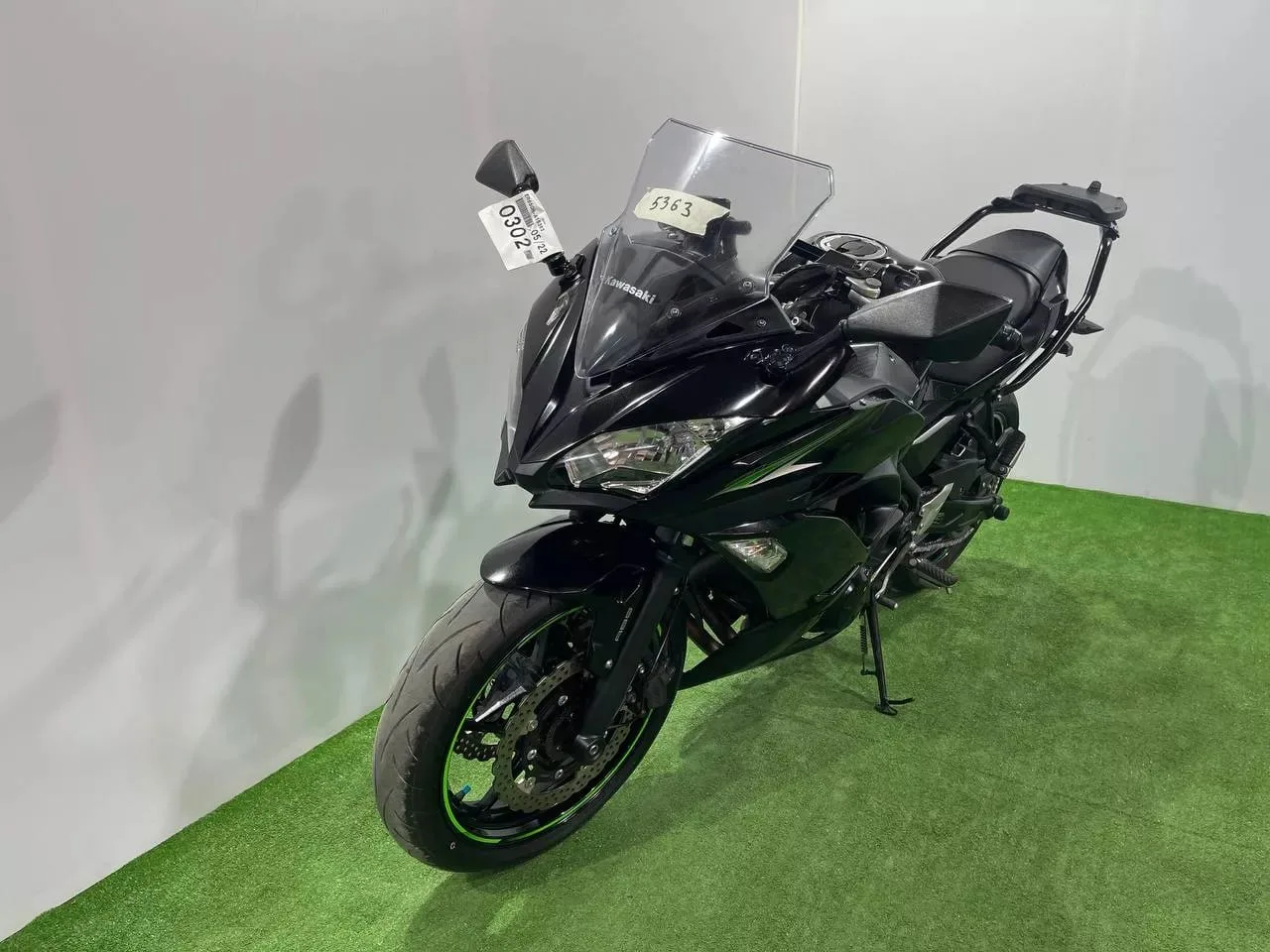 KAWASAKI NINJA 650 ABS в наличии во Владивостоке  Характеристики:  - 2017 год - объем 650 см3 - Аукц