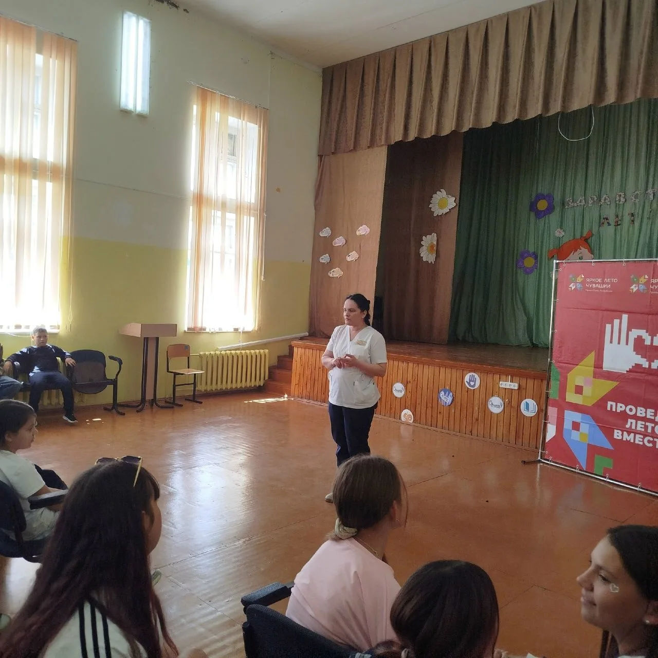 Вот и настали долгожданные летние каникулы, начали работу пришкольные летние лагеря. Для того чтобы 