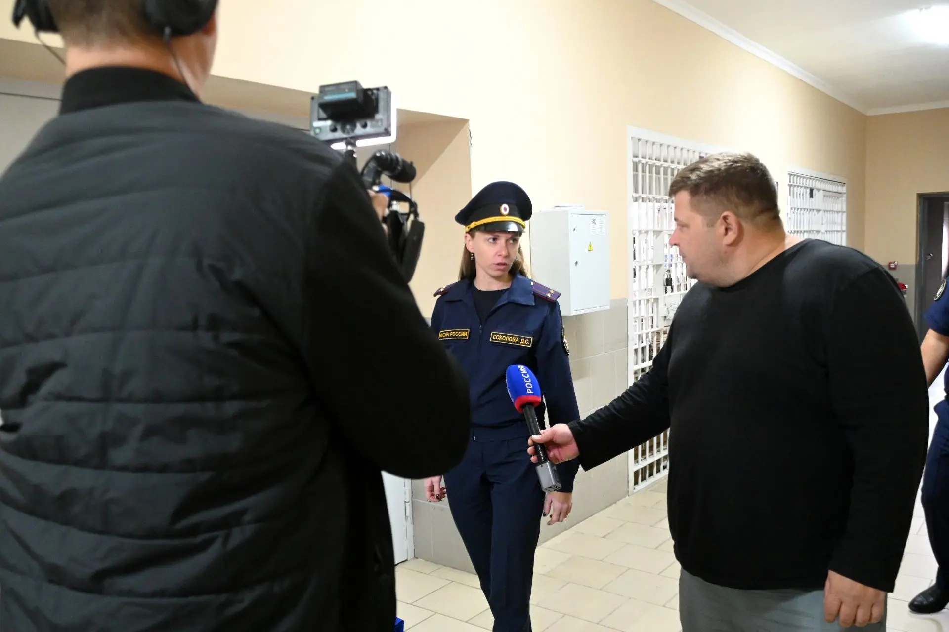 Журналисты «ГТРК Оренбург» посетили обувной цех, функционирующий на территории исправит...