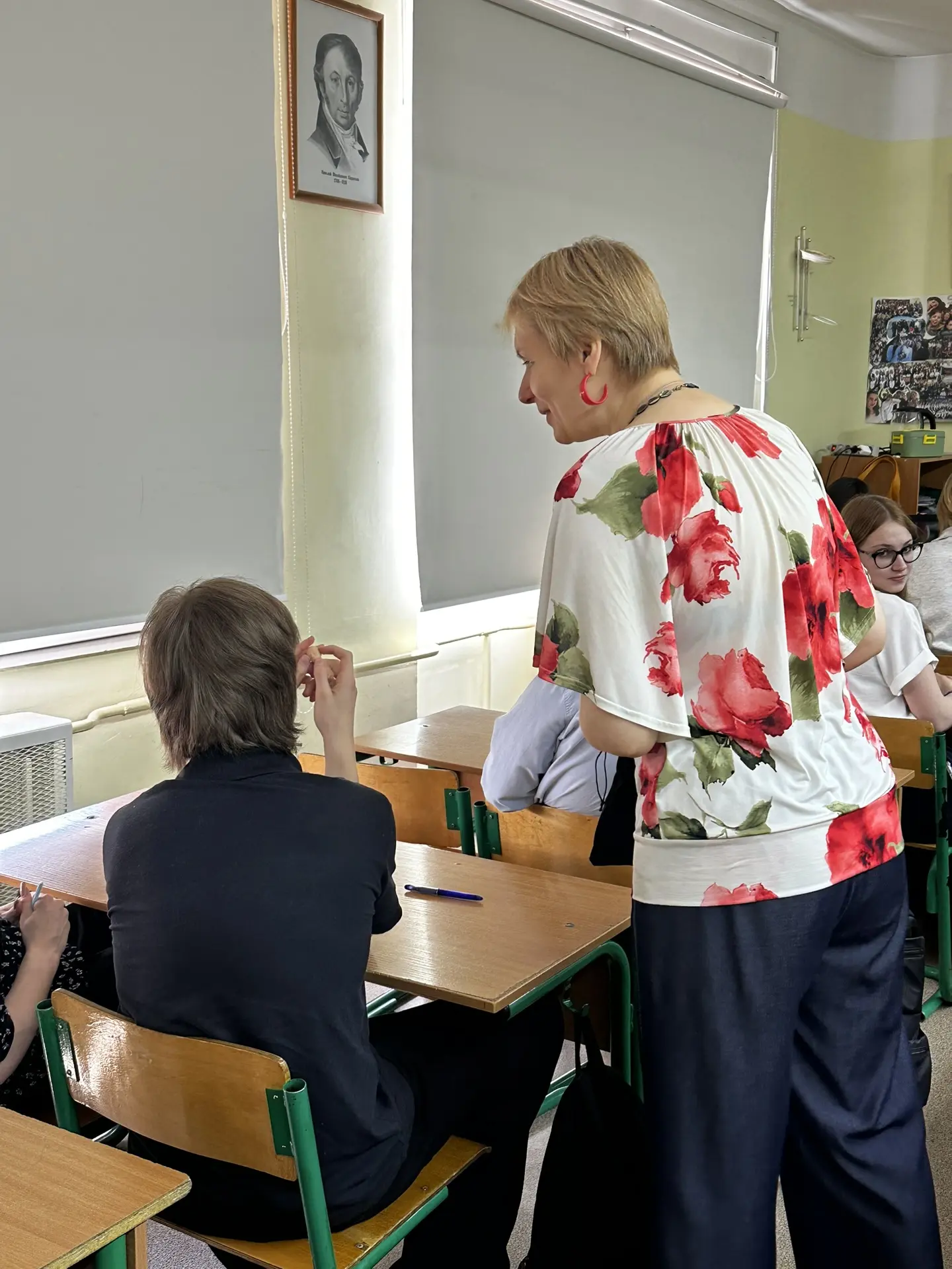 🗓️ Сегодня ученики 9 «Б» класса приняли участие в важной и познавательной встрече с отцом Павлом и п