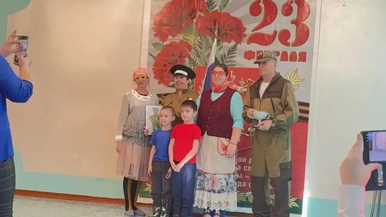 23 февраля наступает, а в нашей школе уже праздник! 🇷🇫