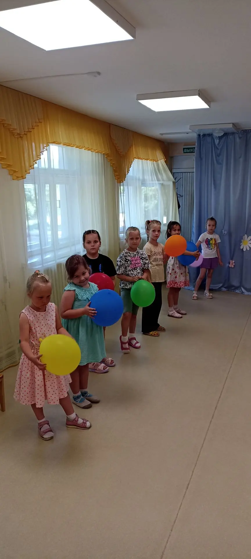 🎉 Воздушный праздник продолжается! 🎉

Остались у нас шарики после праздника — но не пропадать же д