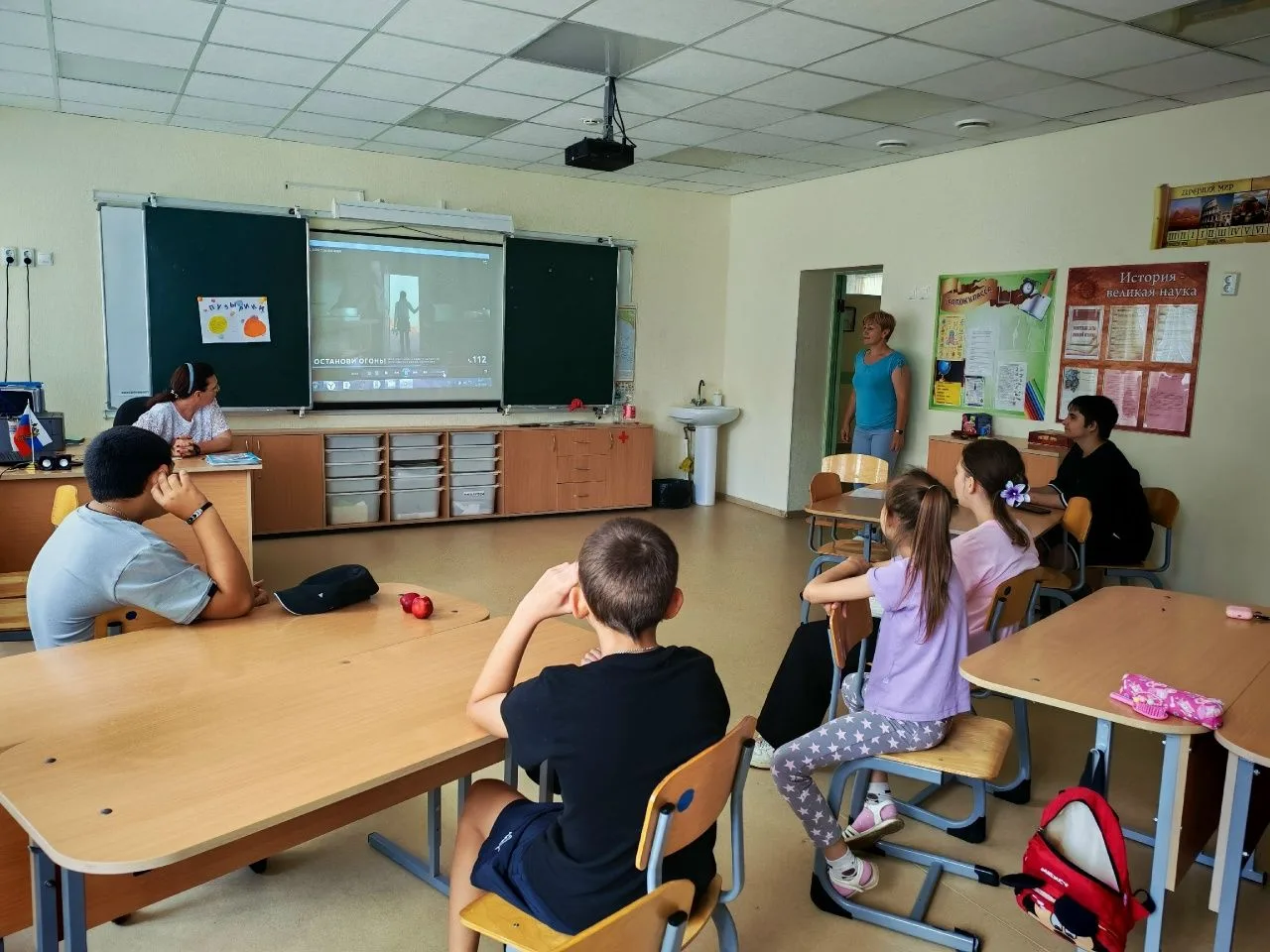 🔥🧑‍🚒🚒Специалисты Дома культуры для детей летнего пришкольного лагеря провели профилактический ча