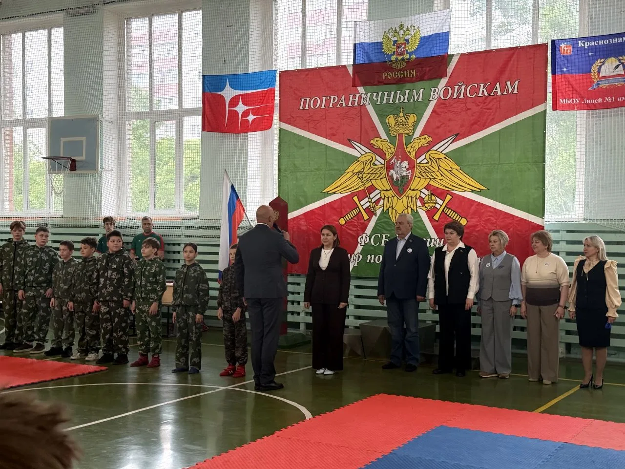🛡️🇷🇺 108 лет на страже рубежей: традиции сильных духом! 🇷🇺🛡️

В Лицее им. Г.С. Титова торжеств