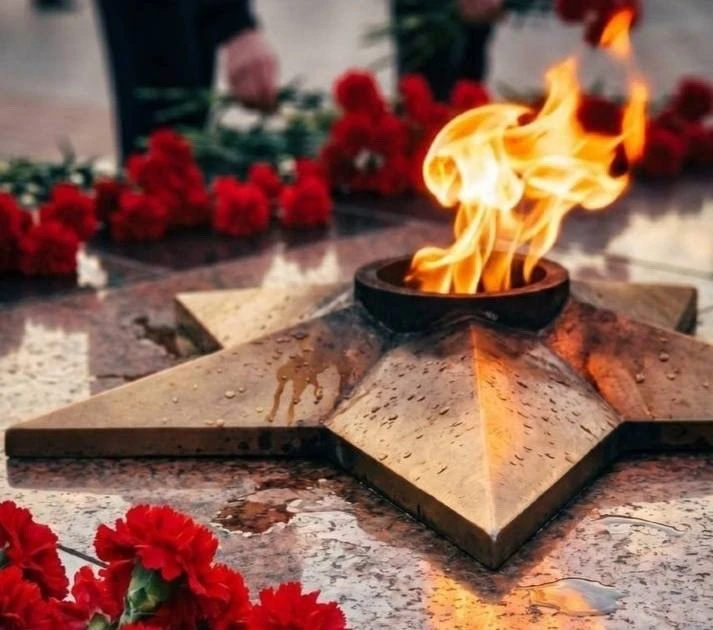 В Туле 21 июня на площади Победы пройдет акция «Огненные картины» с световыми инсталляциями о Велико