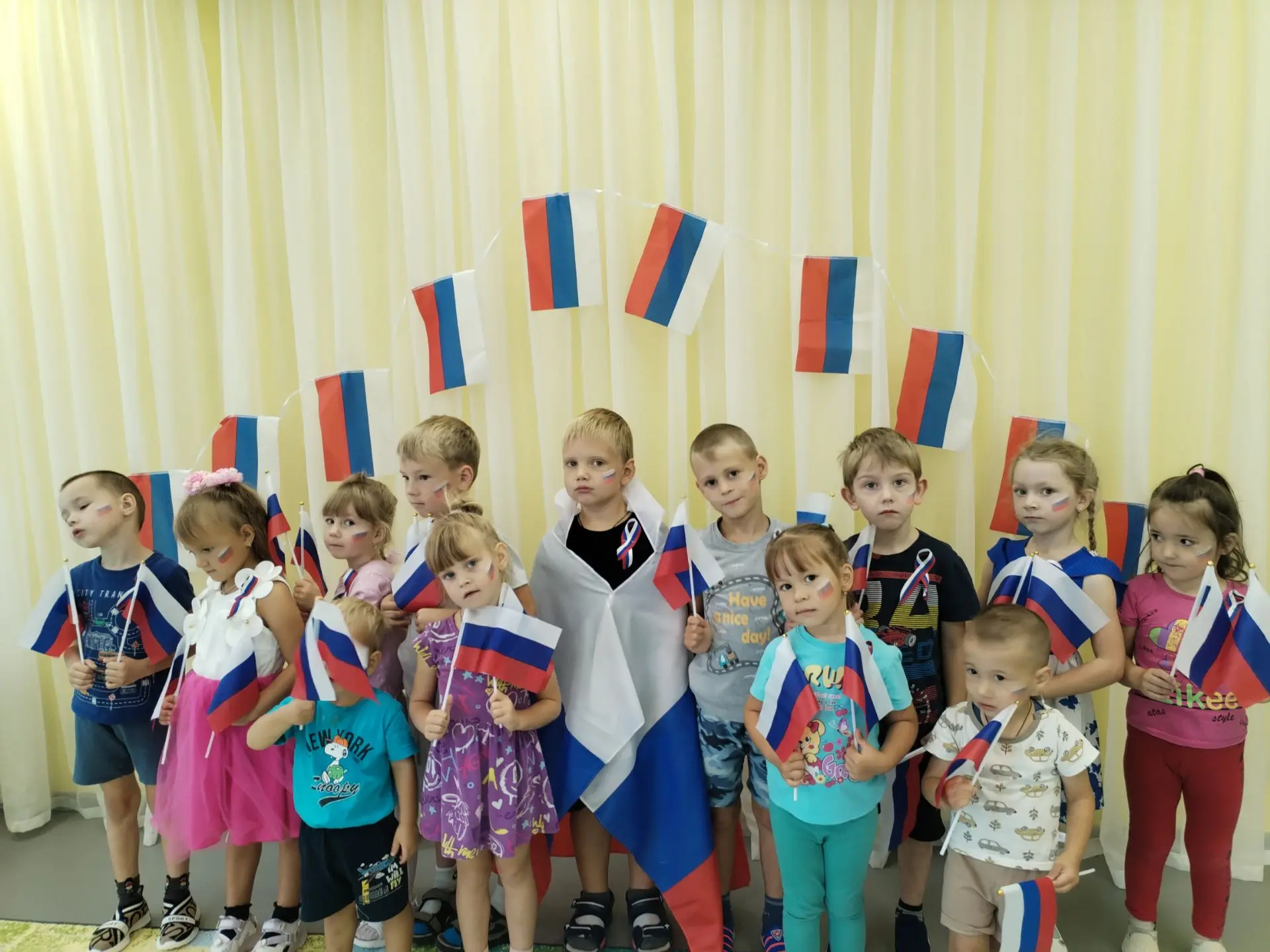 День Государственного флага в нашем детском саду! ￼