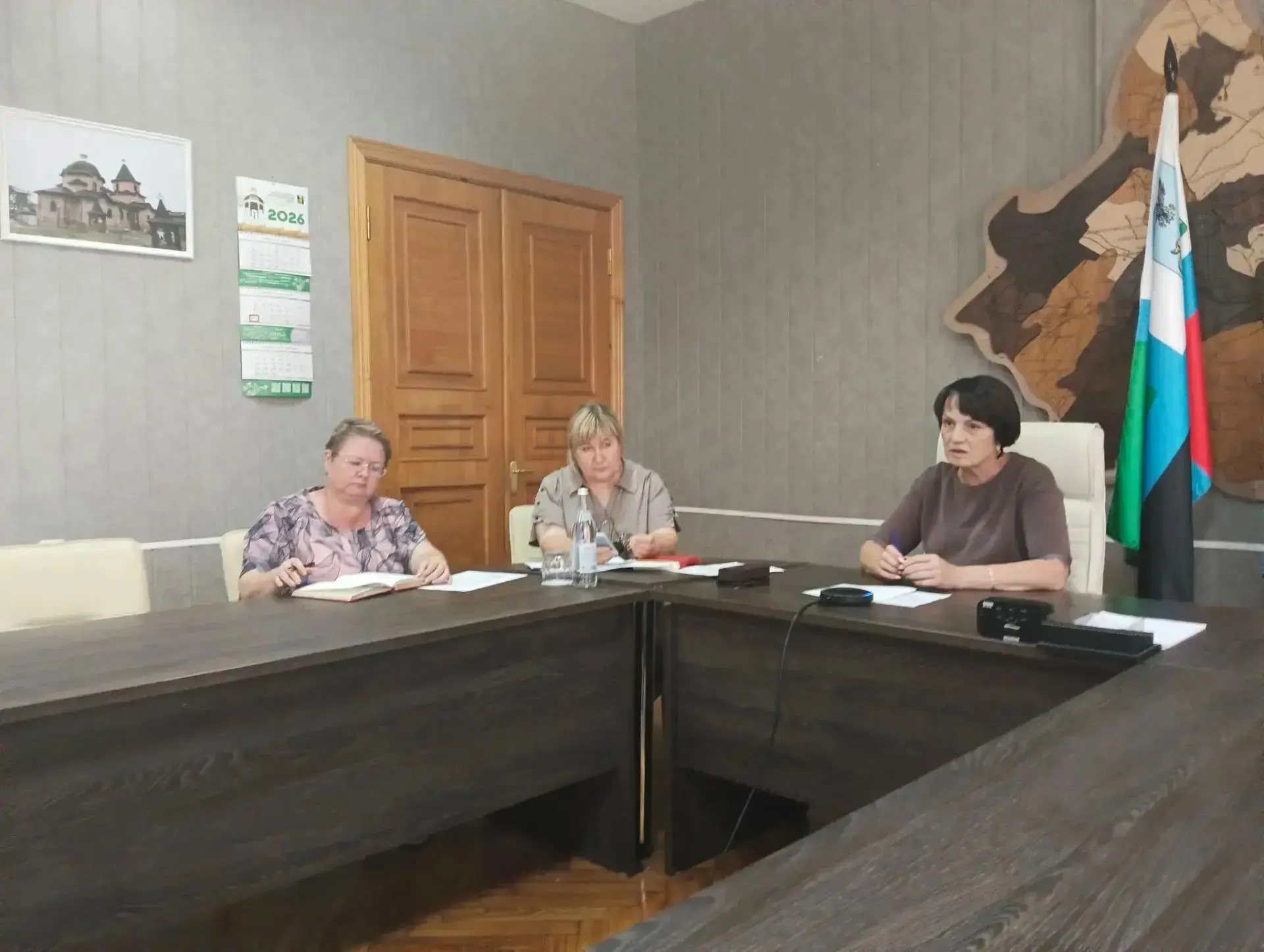 Продолжаем обсуждать с родительским активом начало учебного года в приграничье