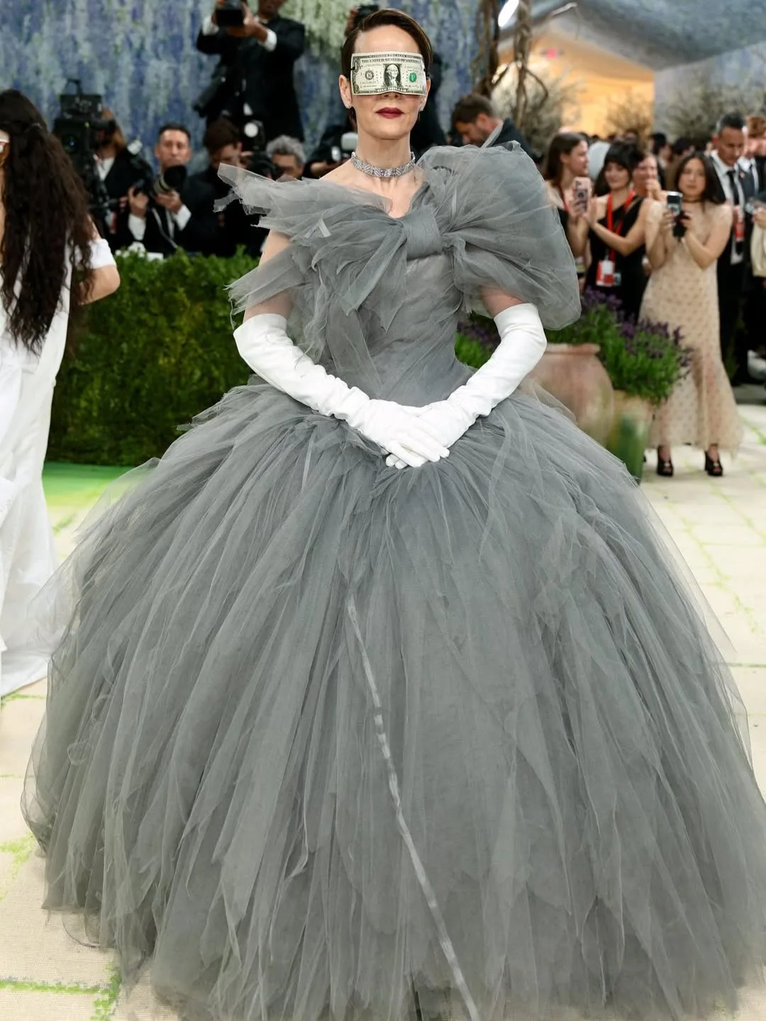 🔥🔥 Сара Полсон на Met Gala 2026. Для тех, кто не знаком с историей этой коллекции: это платье из к