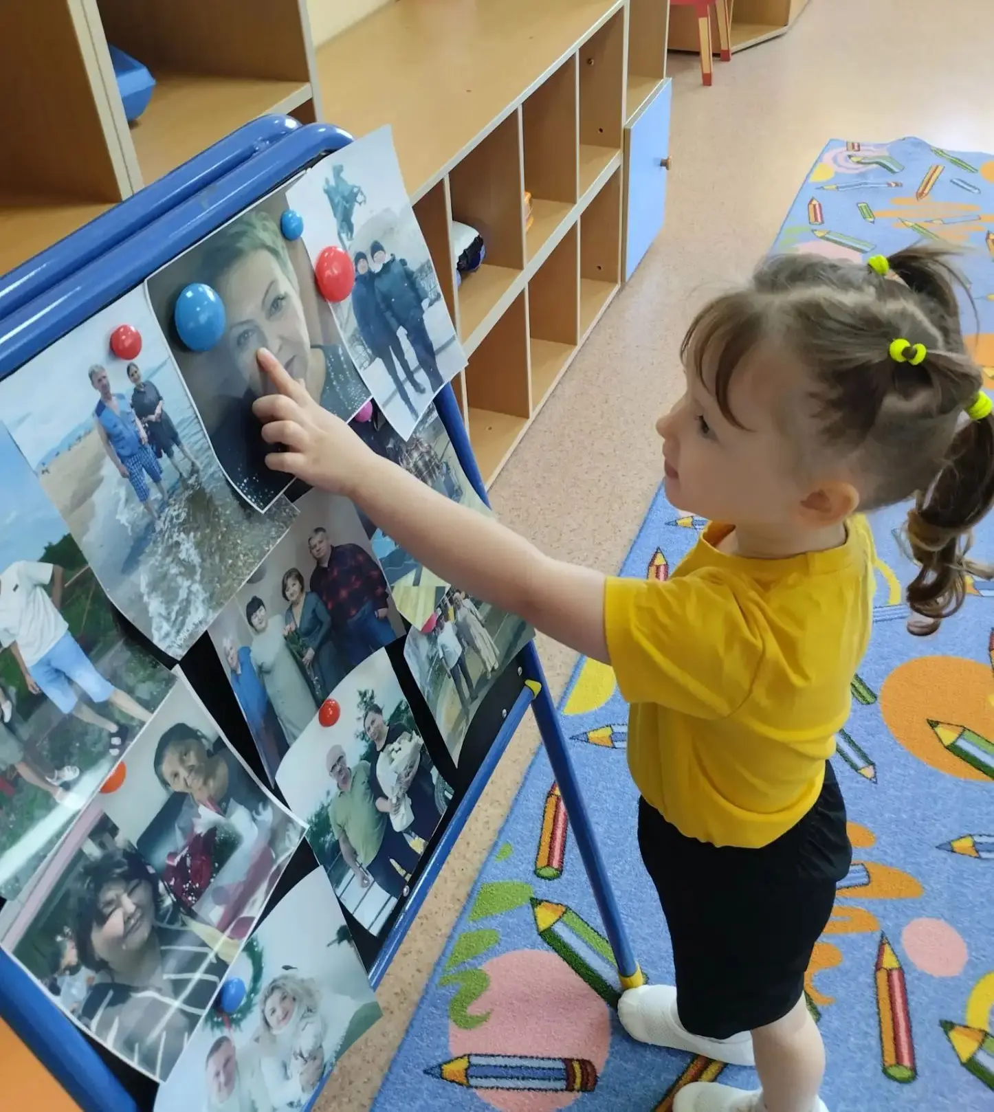 Занятия во второй младшей группе " Наши бабушки и дедушки".❤️                          ...