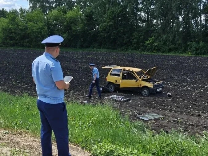 💔 Шестилетний мальчик погиб после переворота «Оки» в Липецкой области.

Трагедия произошла сегодня 