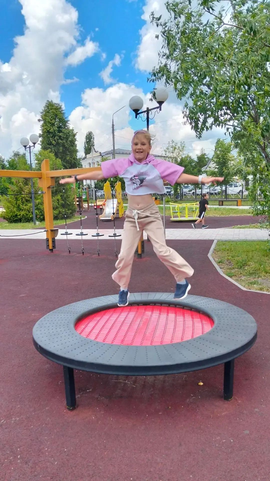 День 16 
Поездка в г. Кирсанов Парк развлечений
#Лето2026 
#ЛДПАлыеПаруса 
#ЛетнийЛагерь 
#ДвижениеП