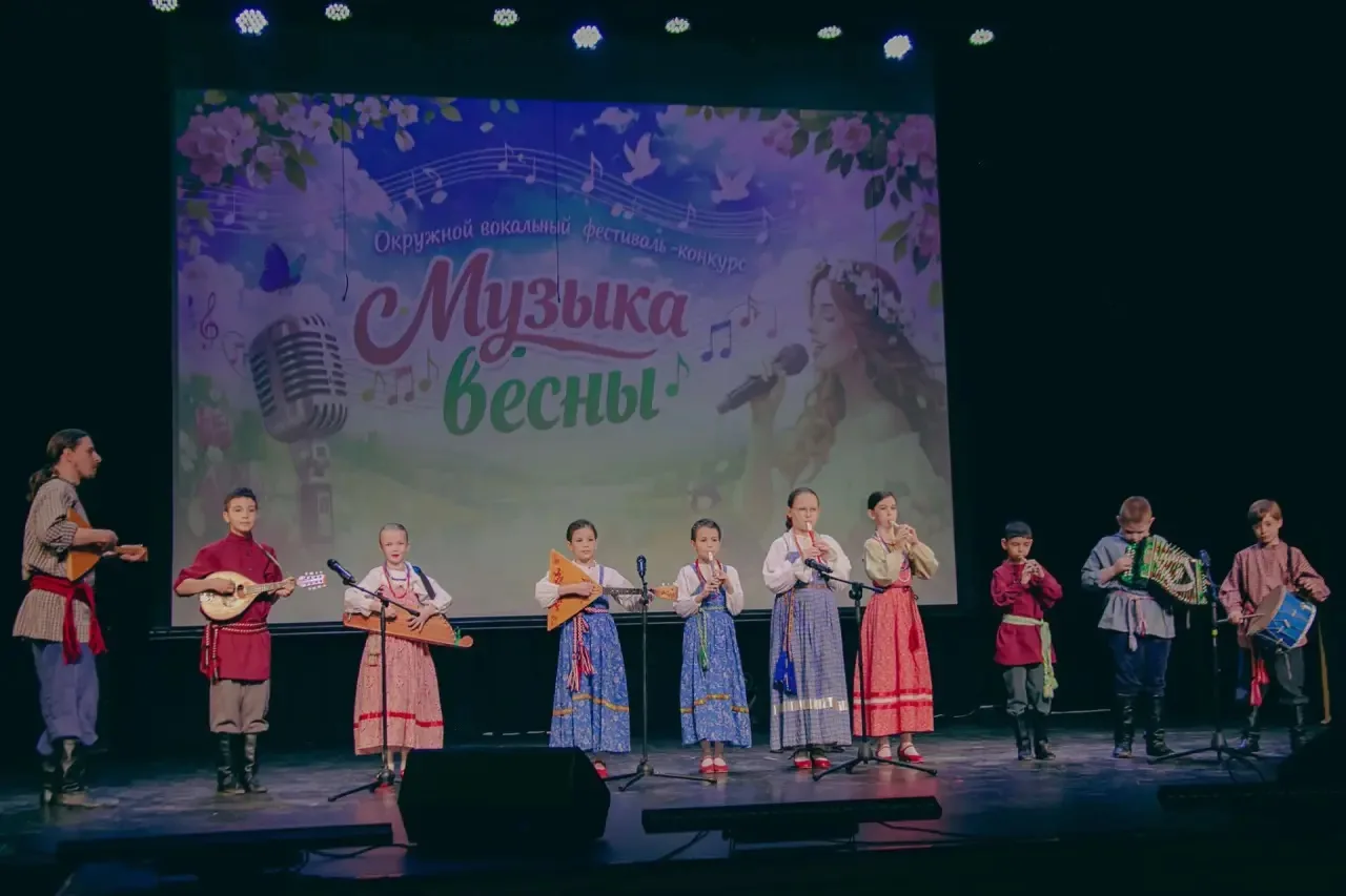 19 апреля ребята из детских фольклорных коллективов "Матаня" и "Забава" приняли участие...