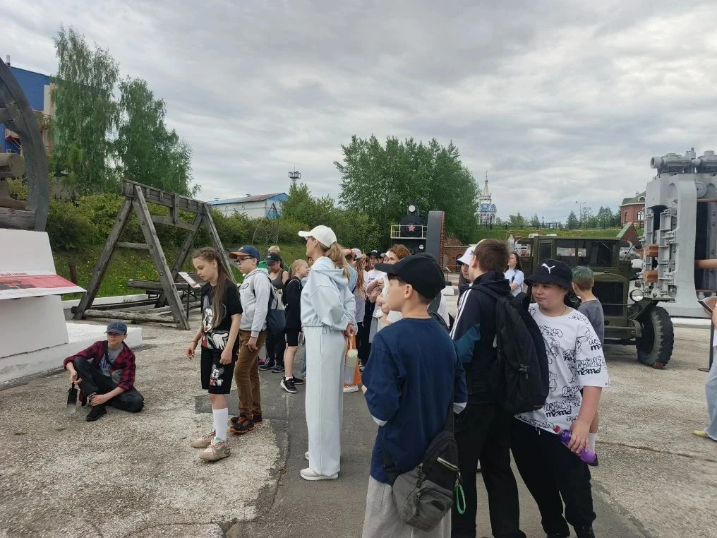 5 "А" отметили окончание учебного года выездом в г. Полевской🚌
