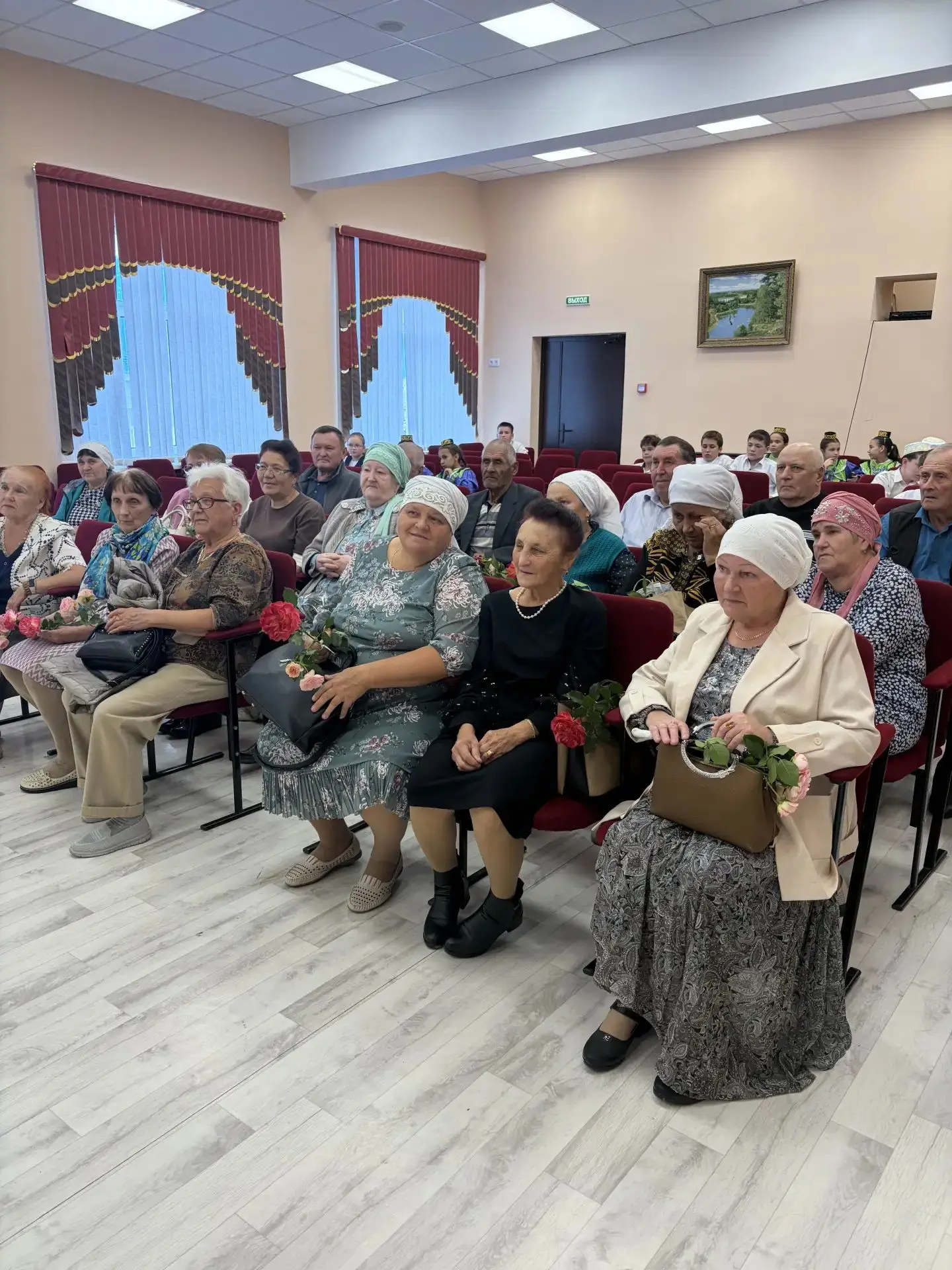 ☀Сегодня стены нашей школы наполнились особой теплотой и благодарностью.