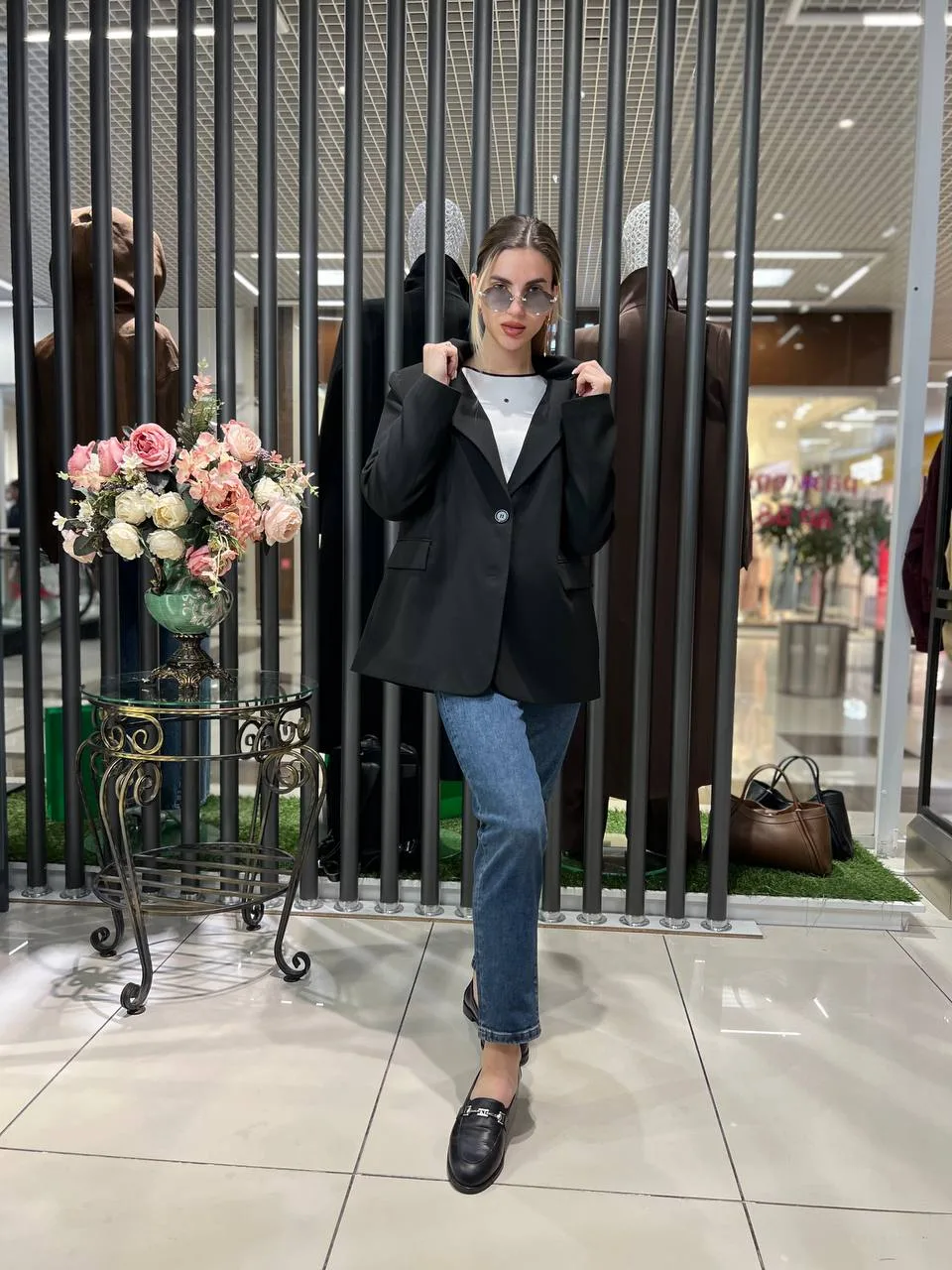 Тот же образ, но уже с черным пиджаком🖤