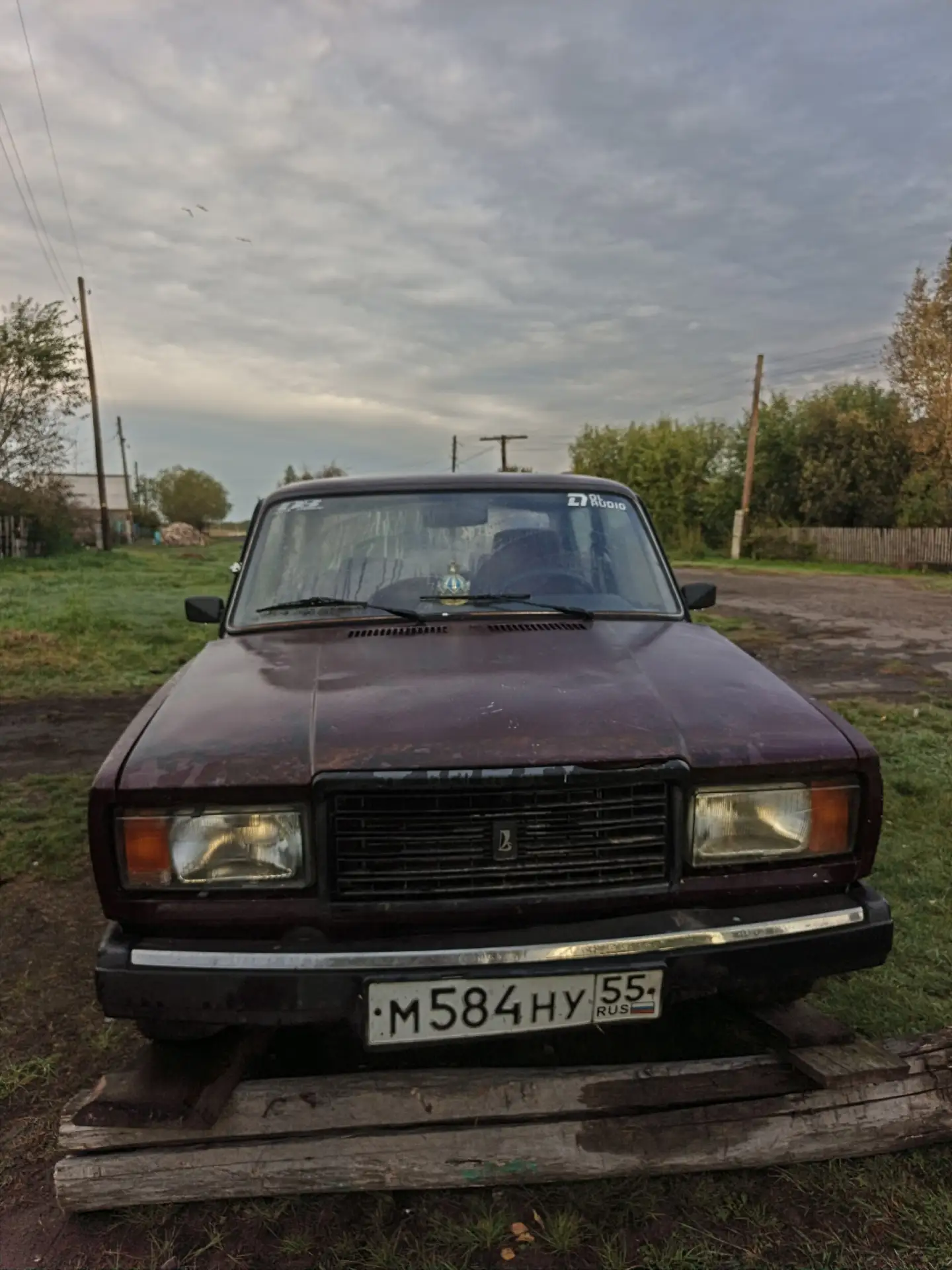 Продам, 5 год карб,состояние отличное,не дымит не троит 75 торг