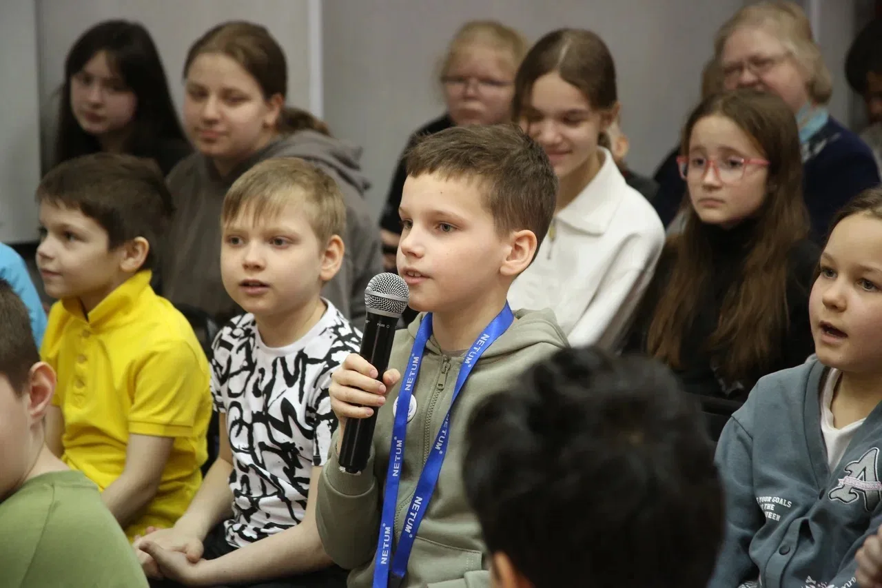 ЧТЕНИЕ – ЛУЧШЕЕ УЧЕНИЕ 📍На прошлой неделе ученики начальной «Глории»  побывали на творческой встрече