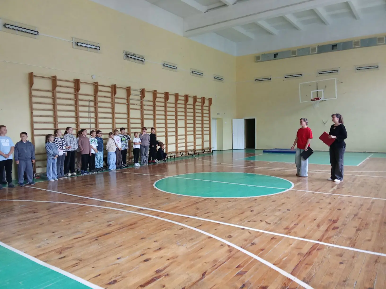 В первый день лета в нашей школе царила атмосфера настоящего праздника и веселья!
