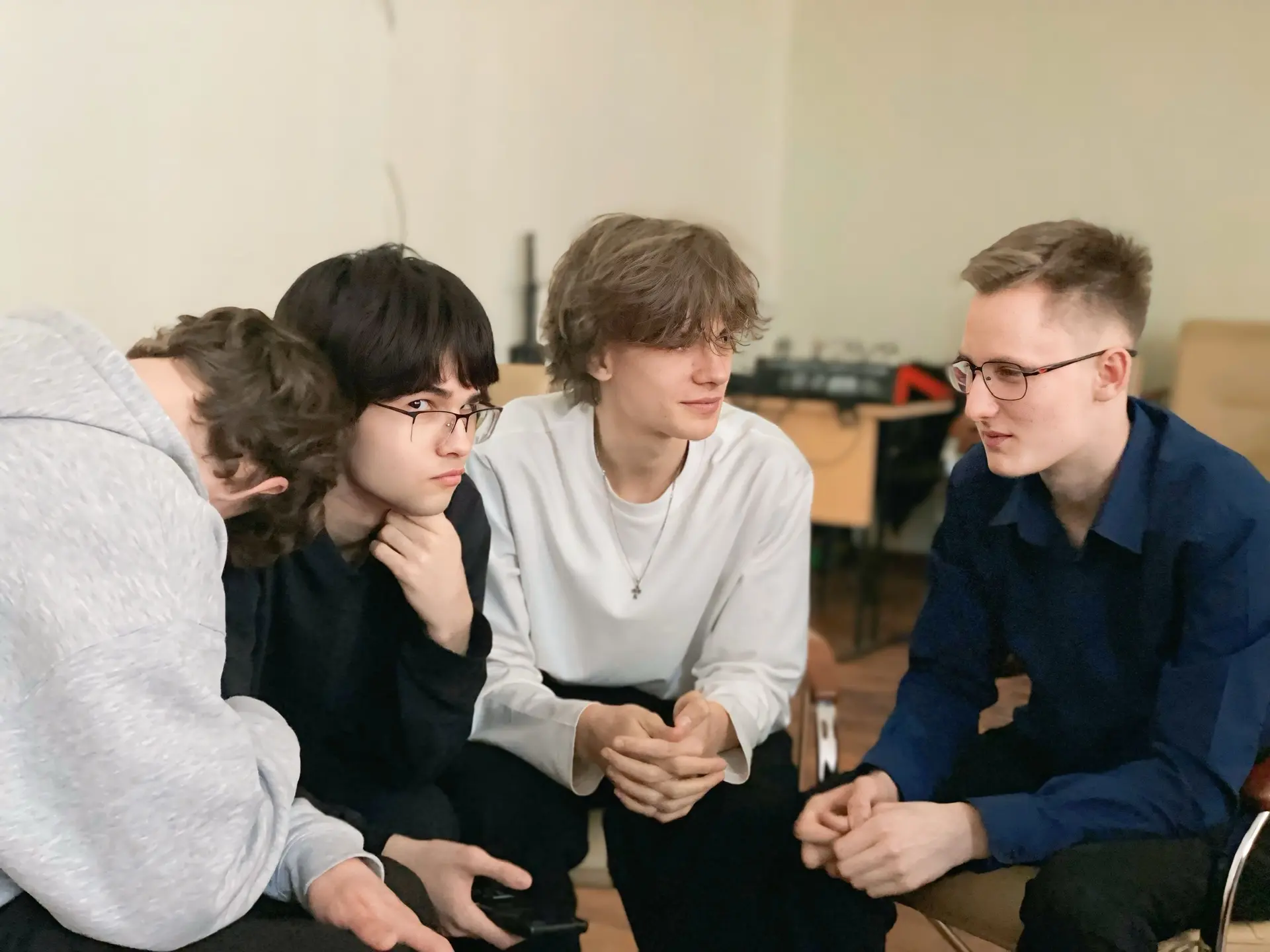 Дорогие друзья! 🌌    Пока космические корабли бороздят просторы Вселенной, наши юные «космонавты» — 