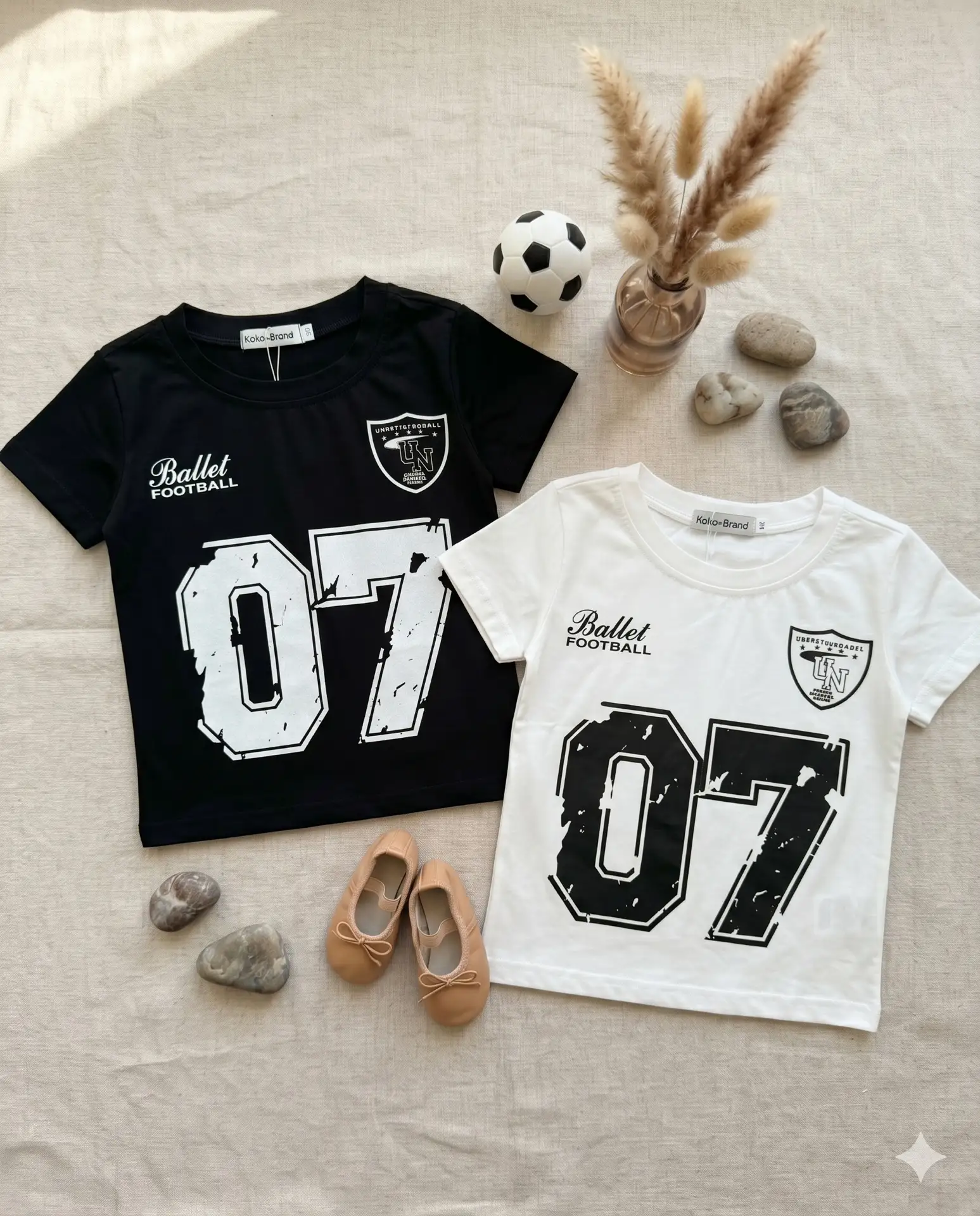☀️ Летний must-have для юных модниц!

Лёгкие, комфортные и модные модели отлично сочетаются с шортам