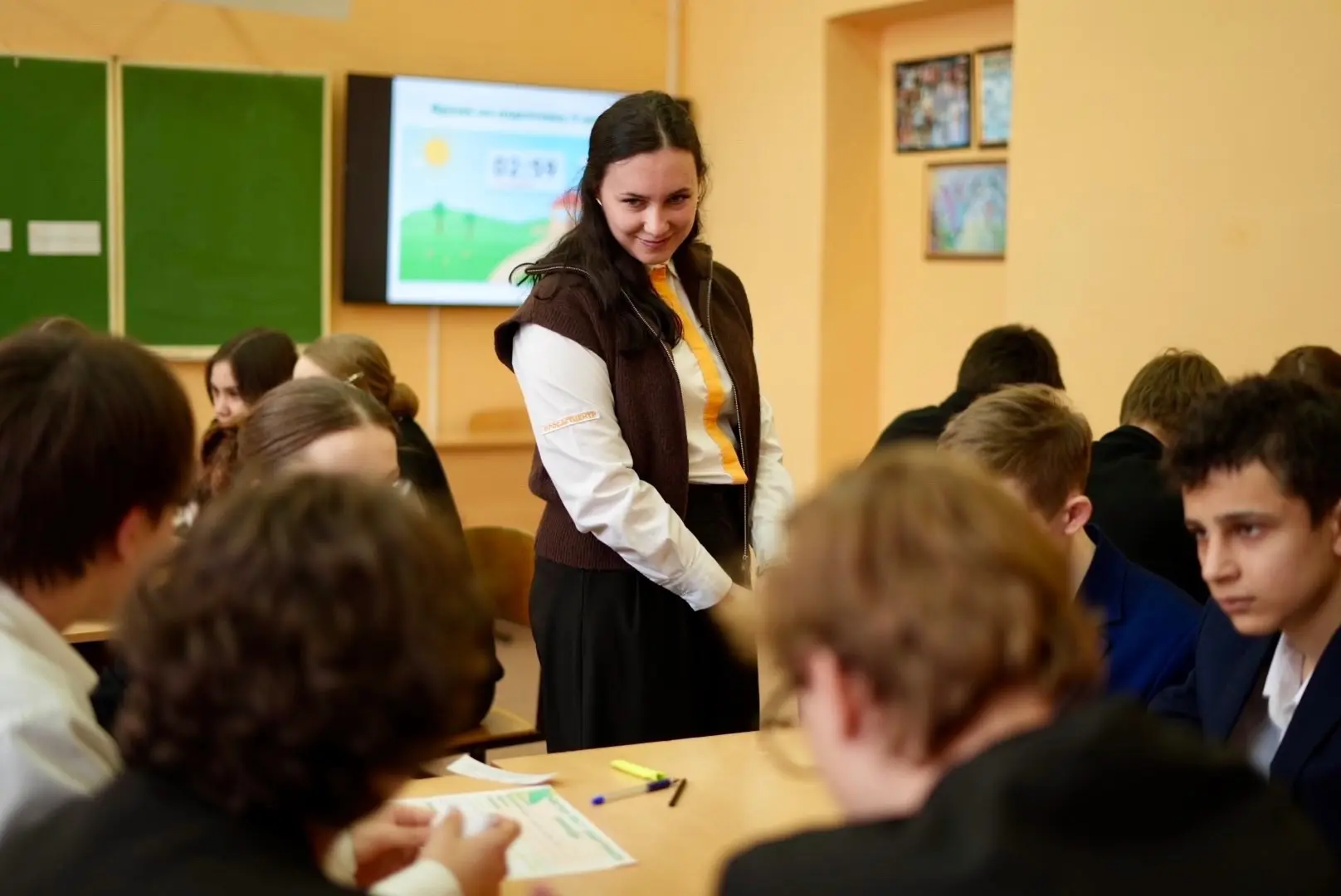 Большие перемены начинаются с малого 🌍   Советники директоров по воспитанию, а также специалисты рег