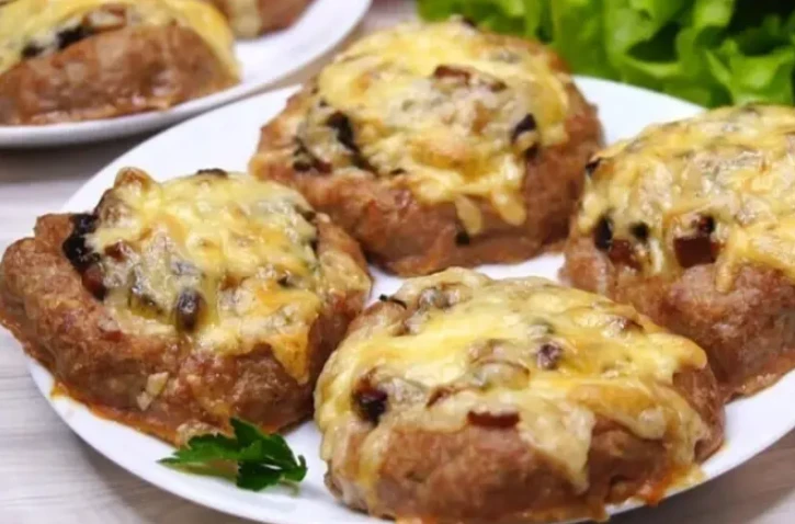 Очень сытные и вкусные гнезда из фарша с грибами