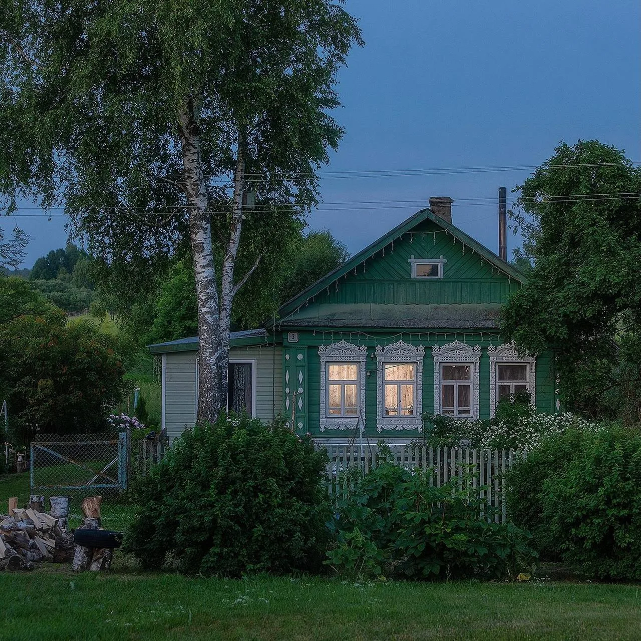 🇷🇺 #Россия Летняя ночь в деревенской глубинке. Ярославская область. 🏠