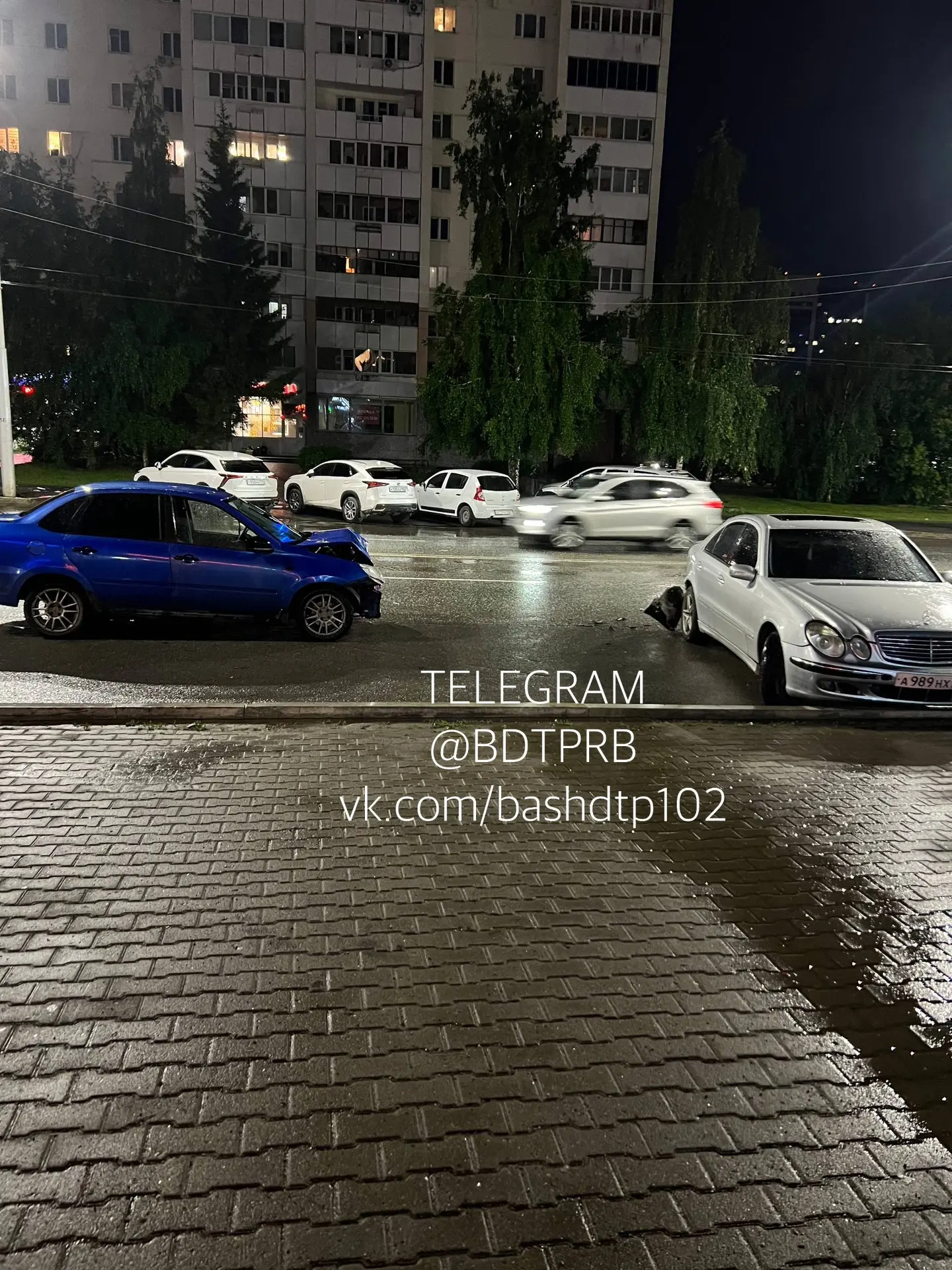 Автор: дтп улица софья перовской 19/1,водитель скрылся походу