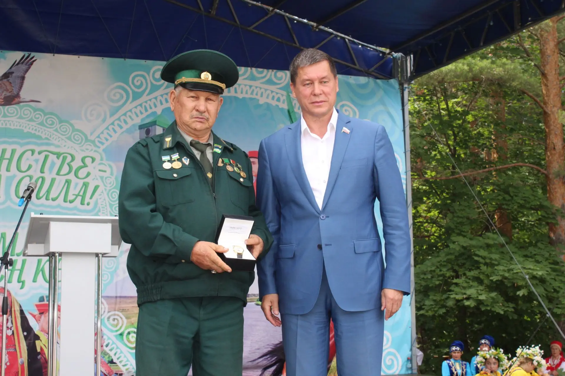 Жизнь Минияра Хайбуллина из деревни Мамбеткулово Башкирии отдана родной земле 

Почётный гражданин К