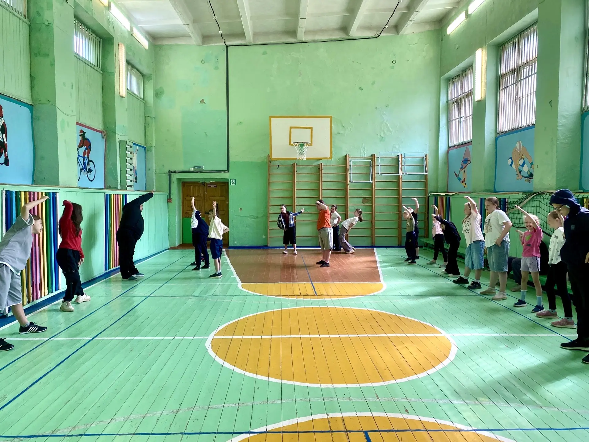 ДОЛ ДЕНЬ 10 ... 🎉

Последний день лагеря — он такой же солнечный, как и первый ☀.
 
Утро, как всегд
