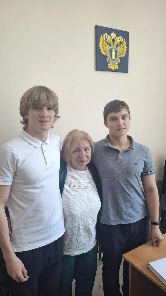 В 2026 году практика Прокурорского класса для старшеклассников Владивостока успешно завершилась. Уче