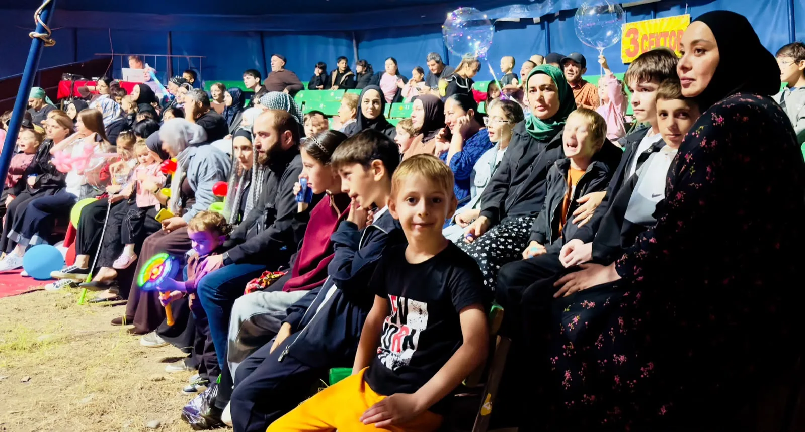 🎪 Яркий день в цирке-шапито «София»!