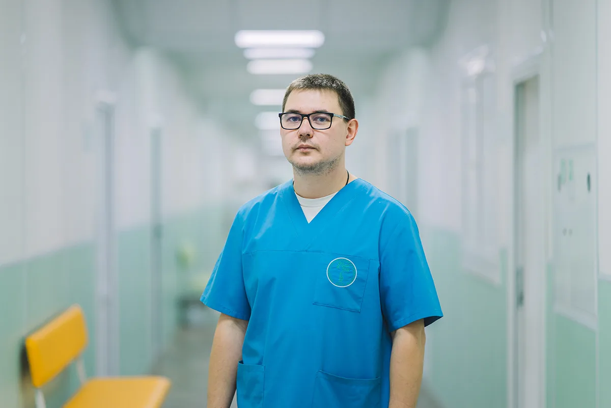 Точность, которая спасает: нейрохирург Александр Попов рассказал о применении 3D-технологий при слож
