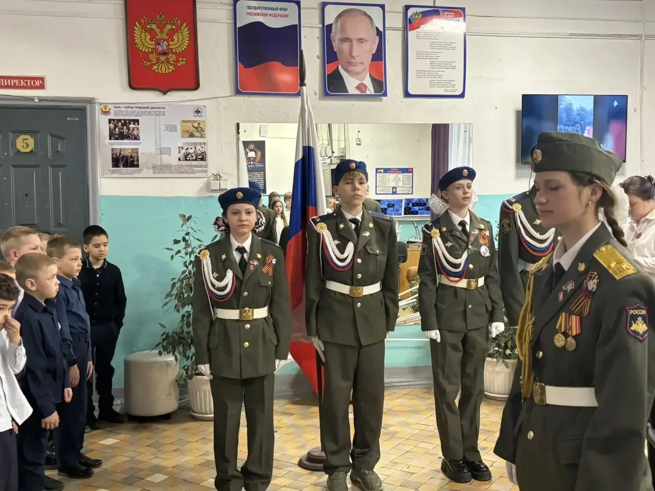 Сегодня особенный день для нашей школы – мы открыли Неделю Победы! Это время, когда мы вспоминаем и 