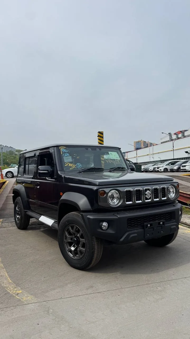 Забрали  автомобиль для нашего клиента из г. Владивосток 

Suzuki Jimny Nomade
Год 2025
Двигатель 1.