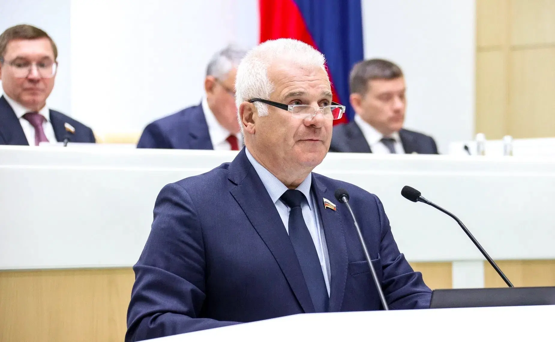 Сенатор от Марий Эл Сергей Мартынов поздравляет республику с Днем Государственного флаг...