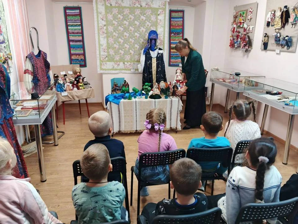 Знакомство детей с историей родного края, воспитание чувства гордости за прошлое своих ...