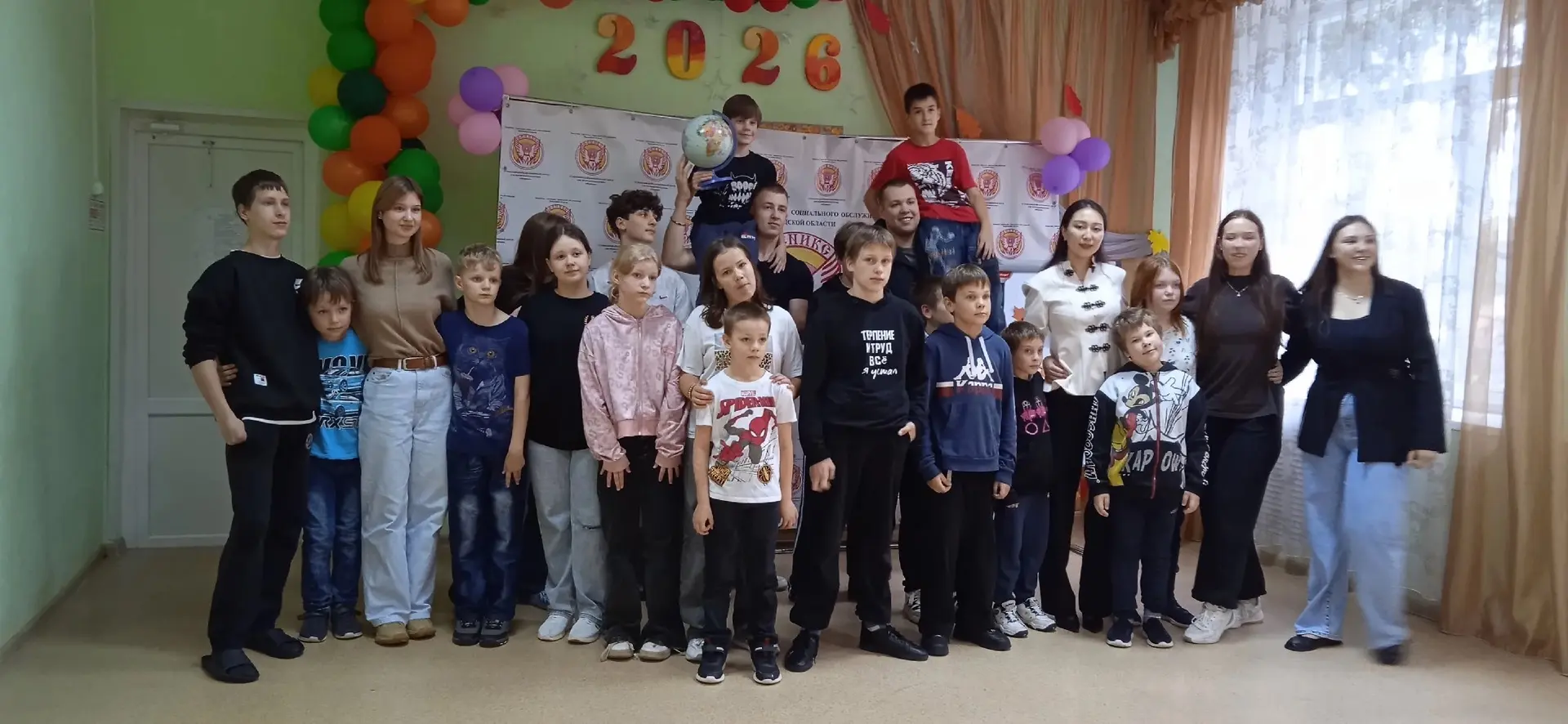 У нас в гостях побывали курсанты ВИПЭ, которые провели для наших воспитанников спортивн...