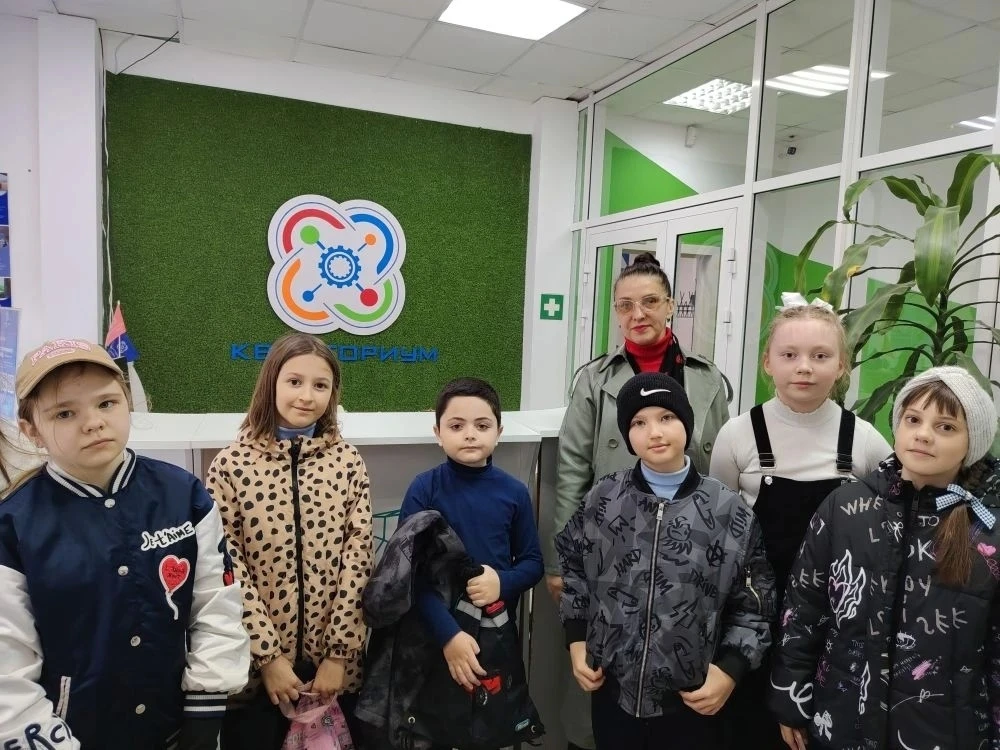 В гостях у Кванториума          «Кванториум» открывает перед детьми уникальные возможности, позволяя