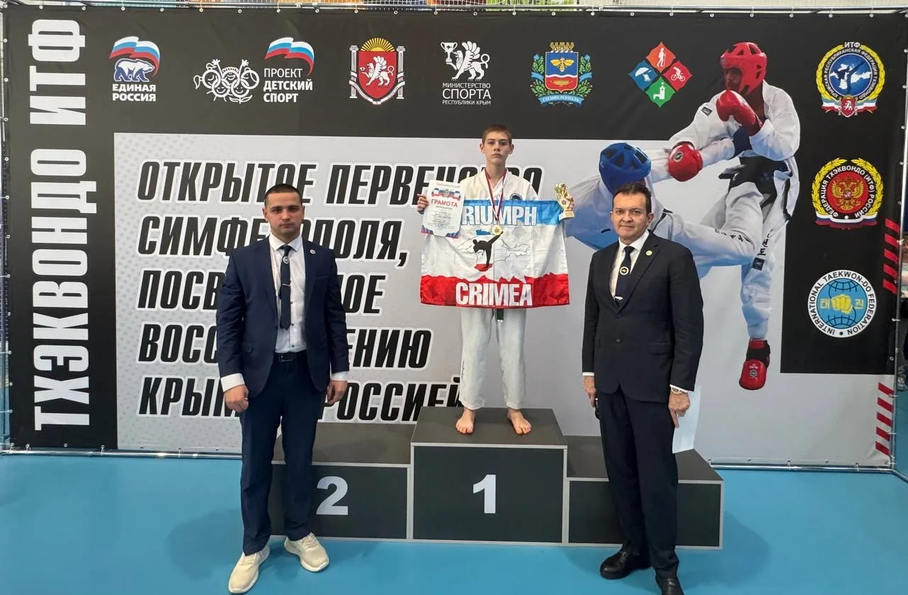 Чемпионы 25-ой🏆   📌21 февраля в Евпатории состоялся турнир по художественной гимнастике «Звездный пу
