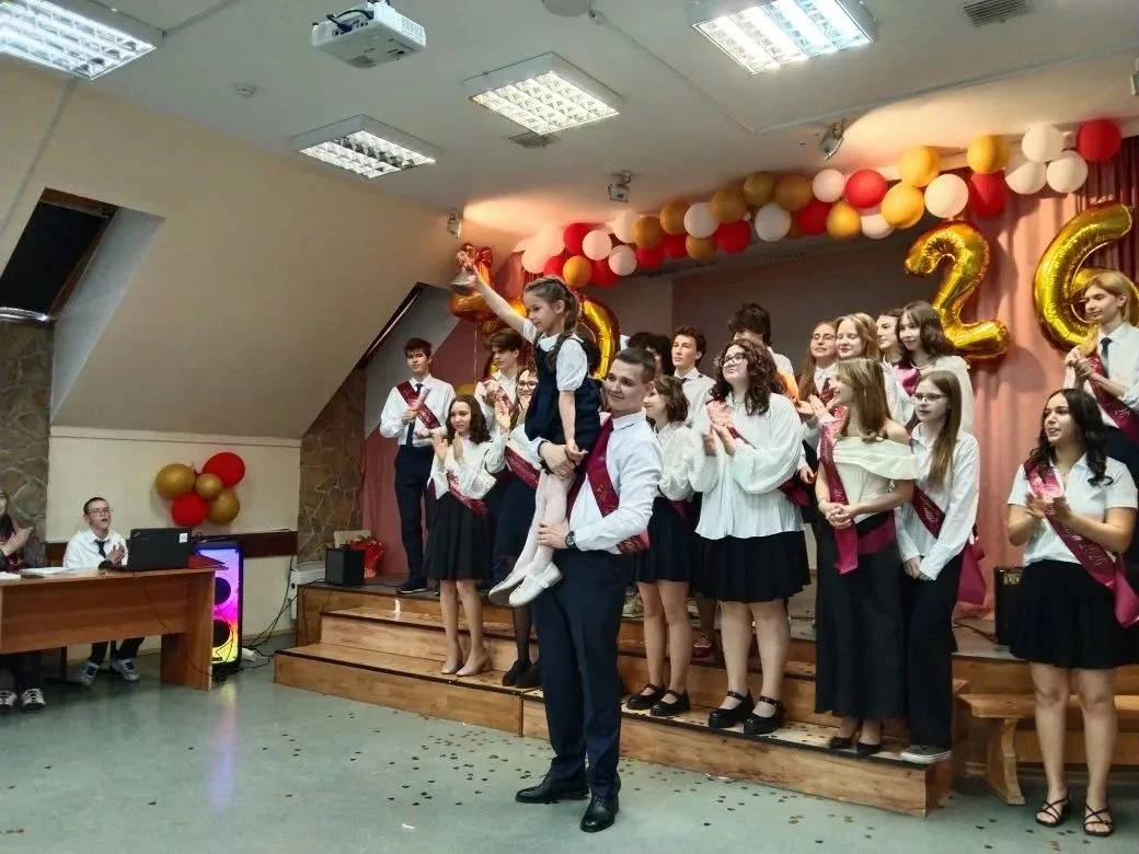 Медиацентр | 🎉 

🎈26 мая последний звонок прозвенел для одиннадцатиклассников корпуса № 1.
 
В акт
