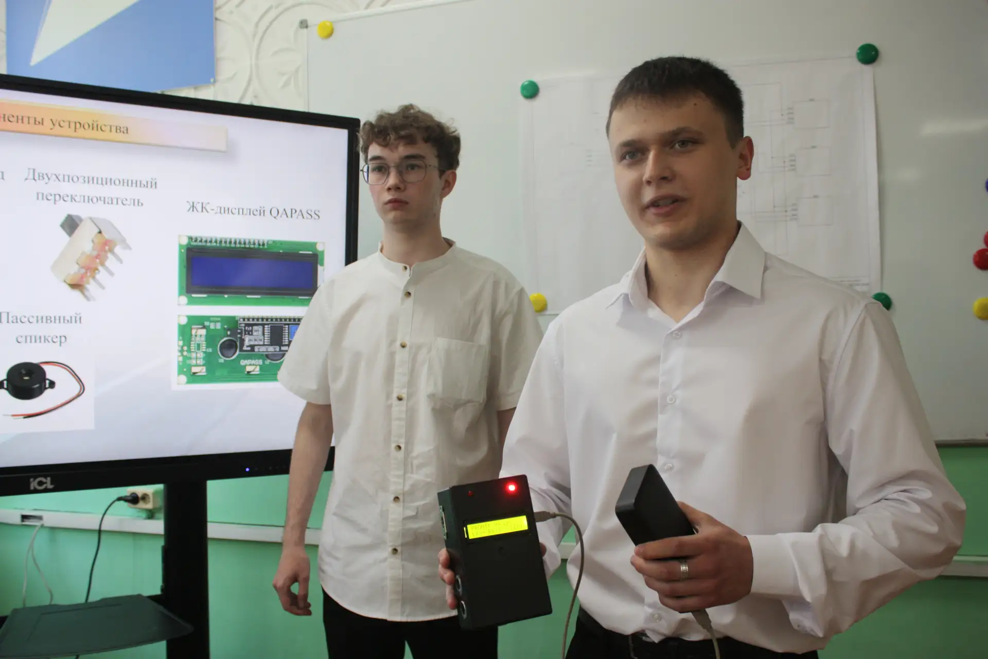 🎓В Кузнецком колледже электронных технологий продолжается защита выпускных квалификационных работ п
